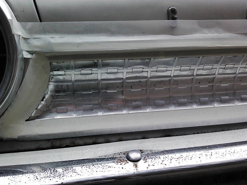 Illustration for article titled So, I have been h̶u̶f̶f̶i̶n̶g̶ ̶p̶a̶i̶n̶t̶ working on my Galaxie's rear trim